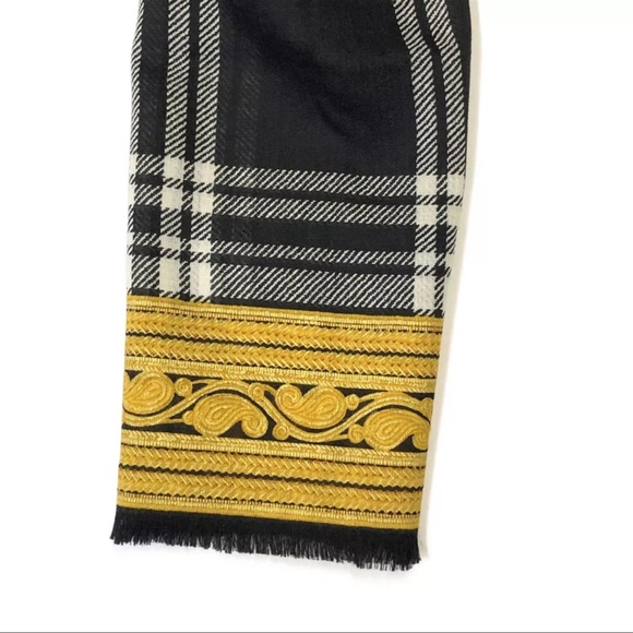 273 Chanel CC Logo Silk-Cashmere Blend Stole Scarf - Picture 5 of 8